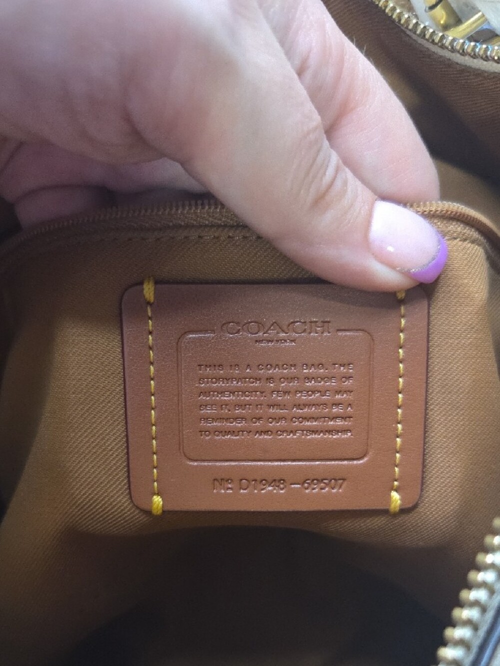 Coach Western Rivets/tea Rose Nomad Hobo Cream Leather - Picture 9 of 12